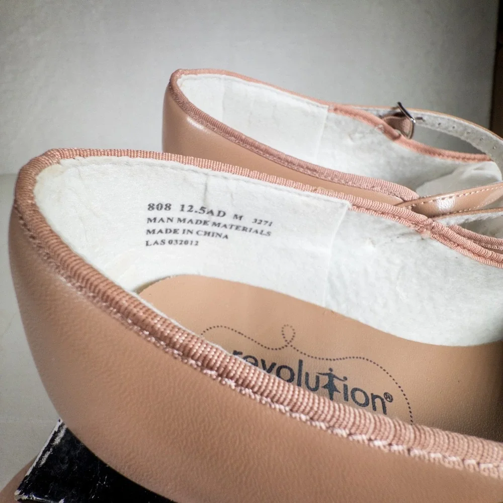 Revolution‎ Dancewear Girls Tap Shoes Size 12.5 AD Tan Leather Buckle Strap